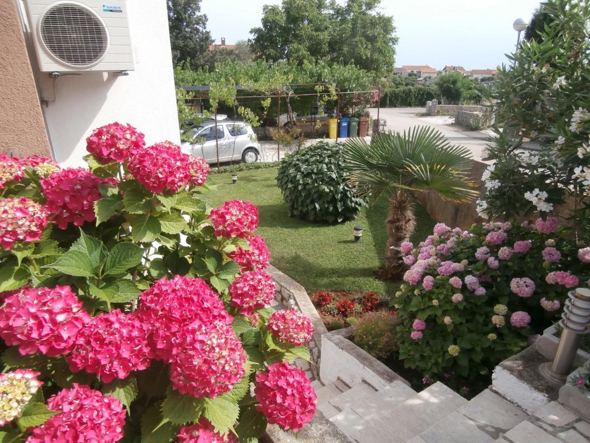 Apartments Mira Krk Крк Екстер'єр фото