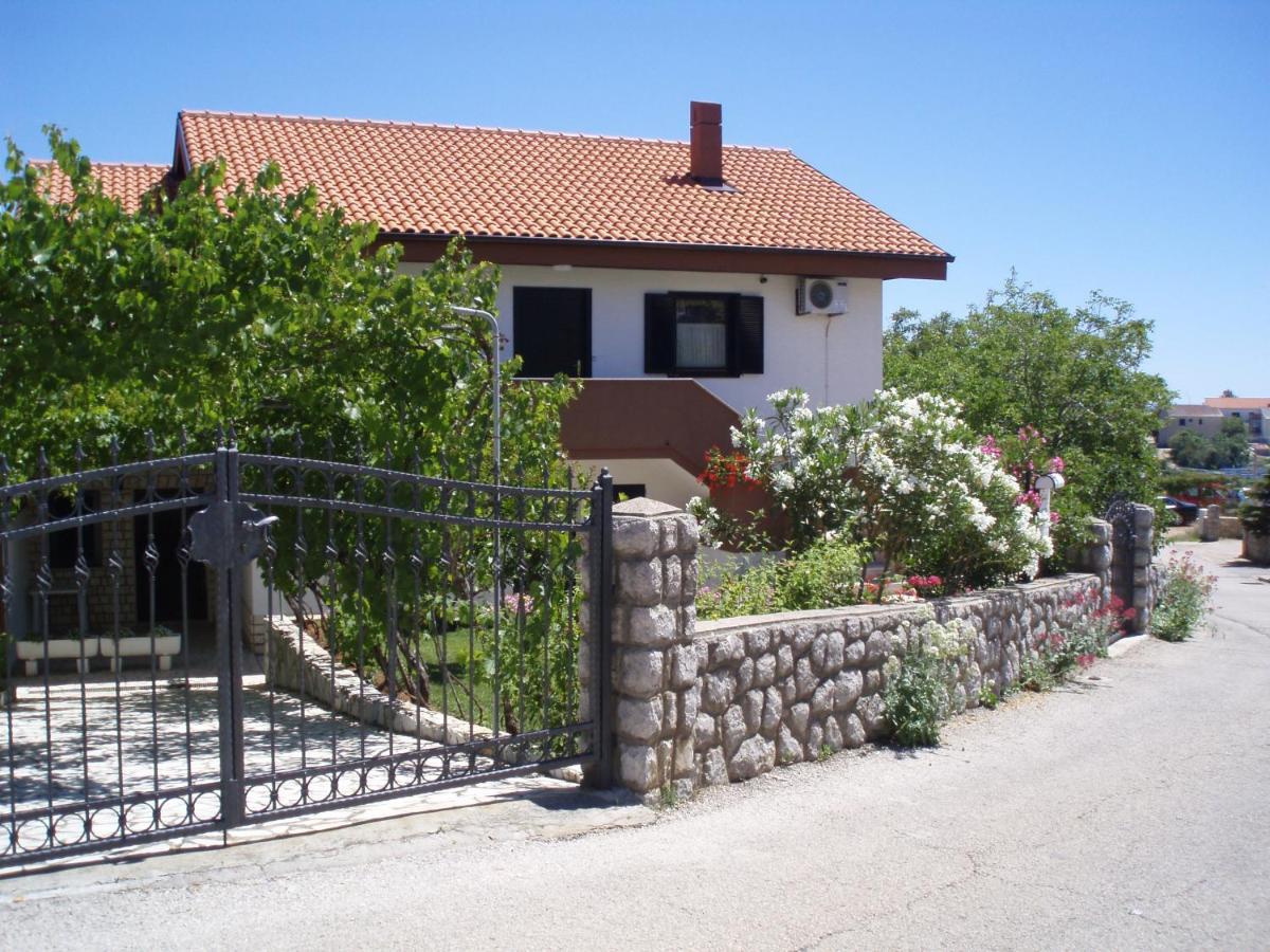 Apartments Mira Krk Крк Екстер'єр фото