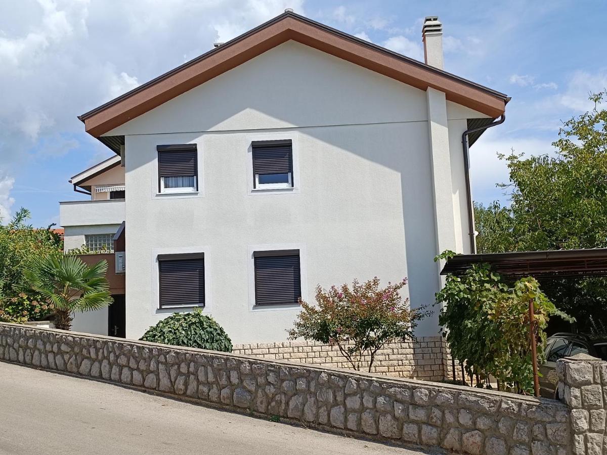 Apartments Mira Krk Крк Екстер'єр фото