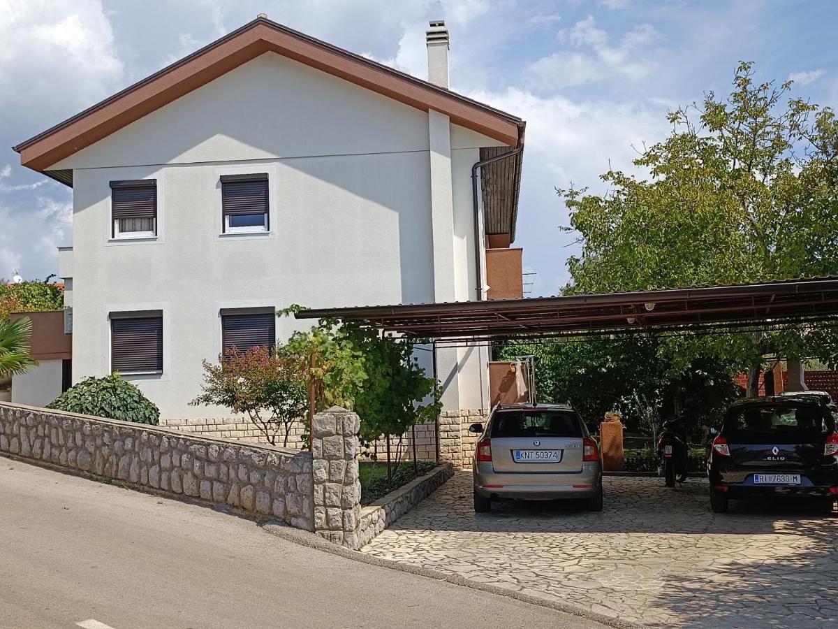 Apartments Mira Krk Крк Екстер'єр фото