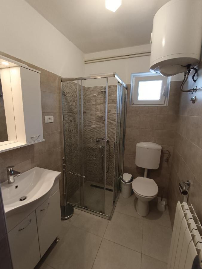 Apartments Mira Krk Крк Екстер'єр фото